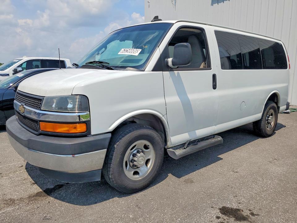 2018 Chevrolet Express G3500 LT