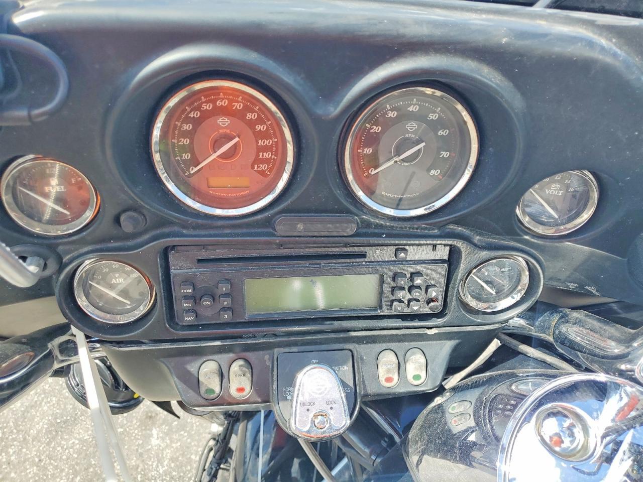 2011 Harley-Davidson Flhtk