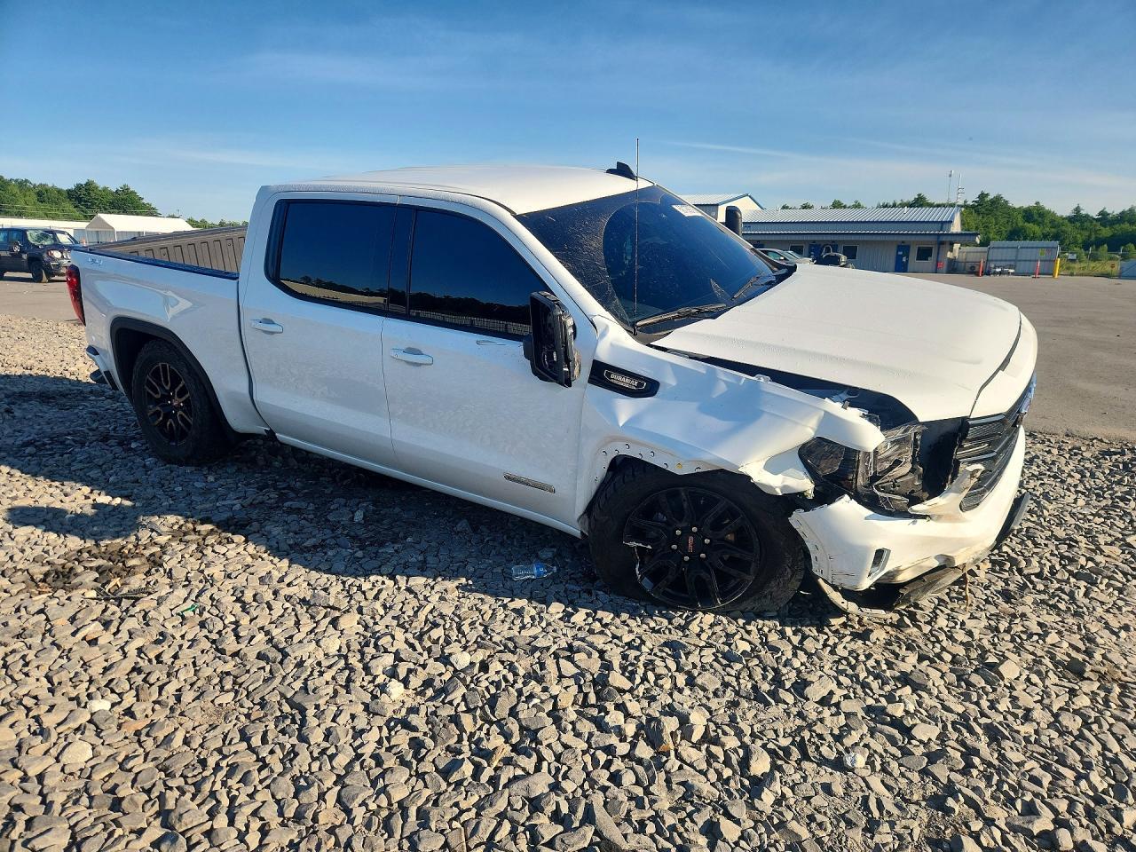 2024 GMC Sierra K1500 Elevation