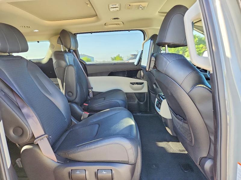 2022 KIA Carnival sx Prestige