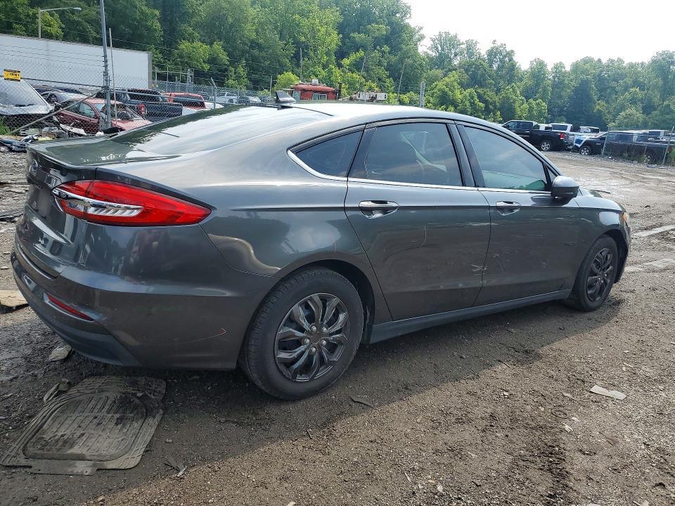 2020 Ford Fusion s