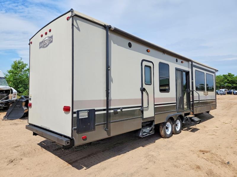 2015 Crossroads Hampton Camper