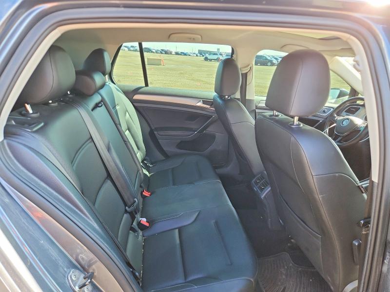 2016 Volkswagen Golf S/se