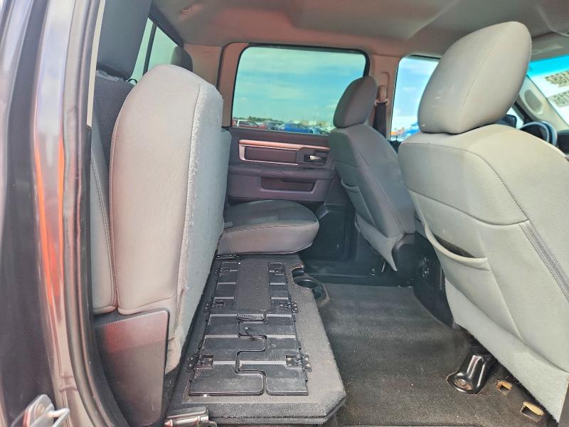2015 Dodge Ram 1500 slt