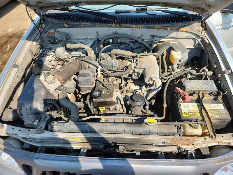 2003 Toyota Tacoma Base