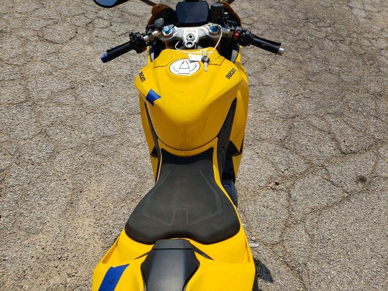 2026 Ducati Panigale V2