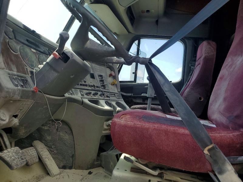 2003 Freightliner CST120 Semi Truck