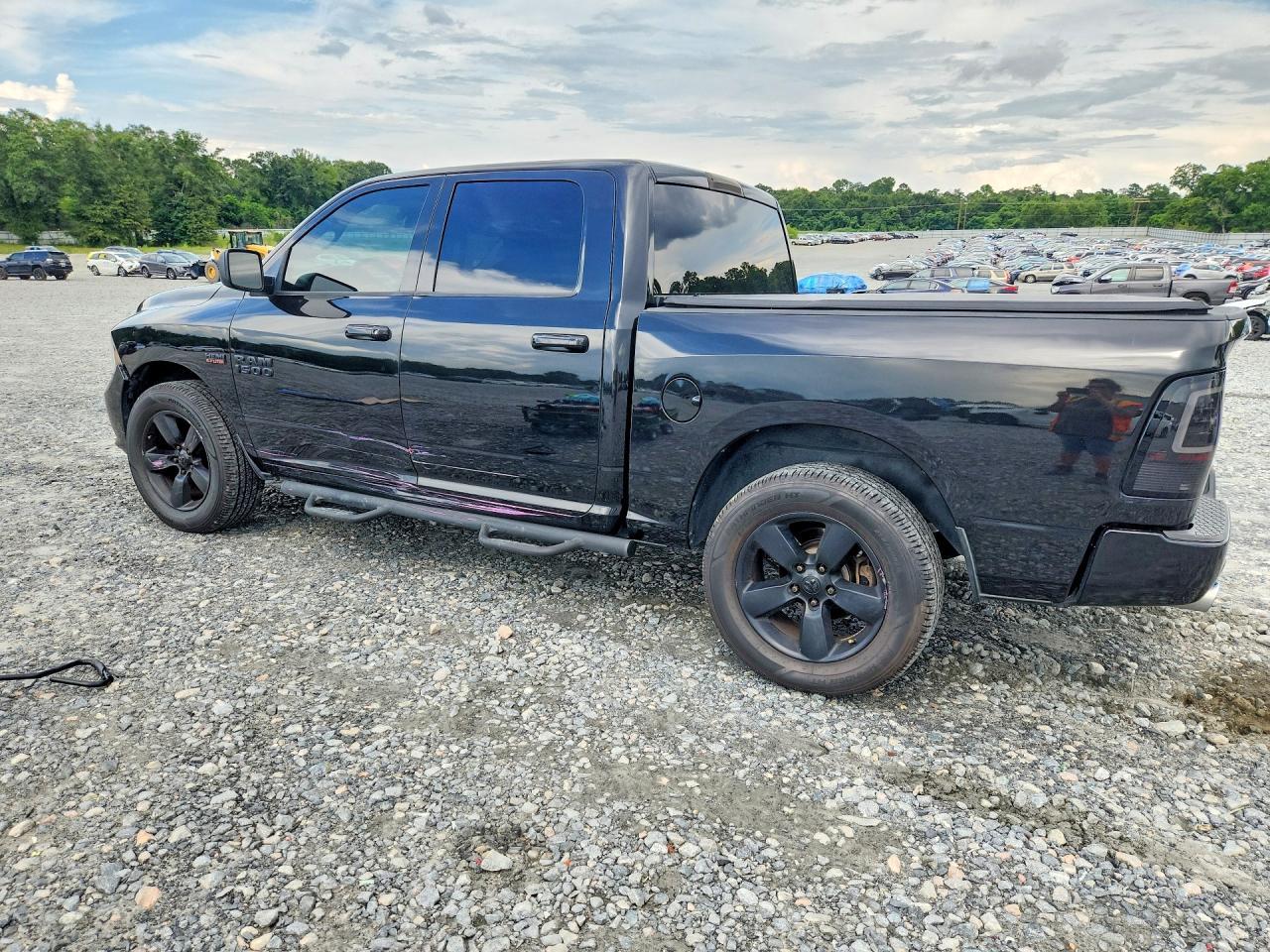 2015 Dodge RAM 1500 ST