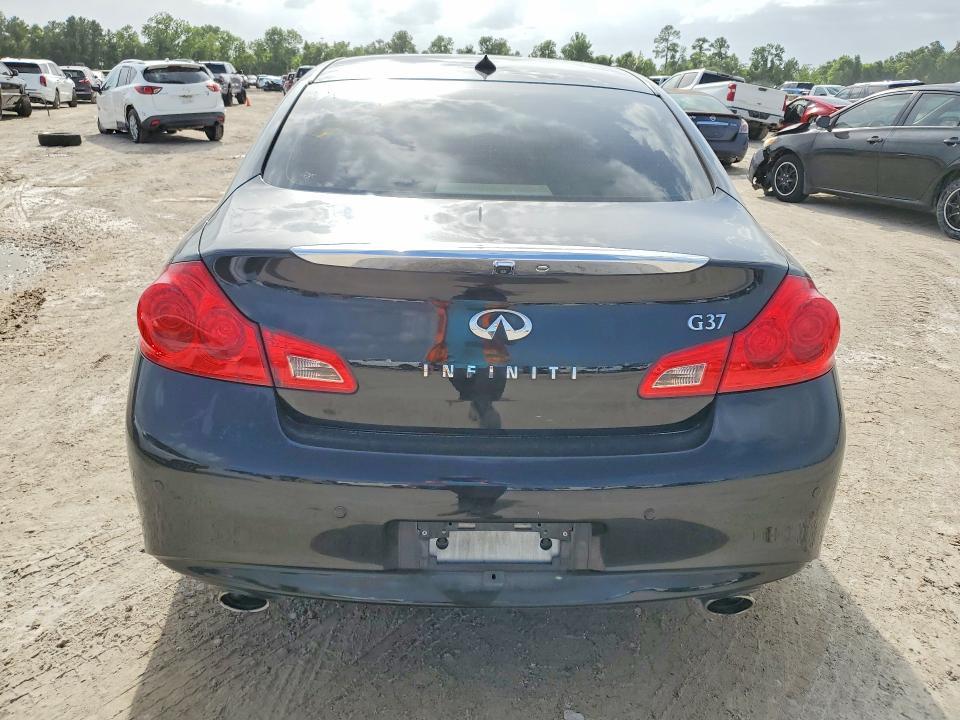 2013 Infiniti G37 Base