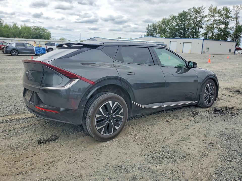 2022 KIA EV6 Wind