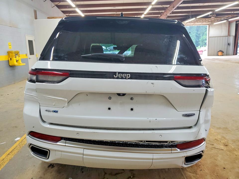 2022 Jeep Grand Cherokee Summit 4XE