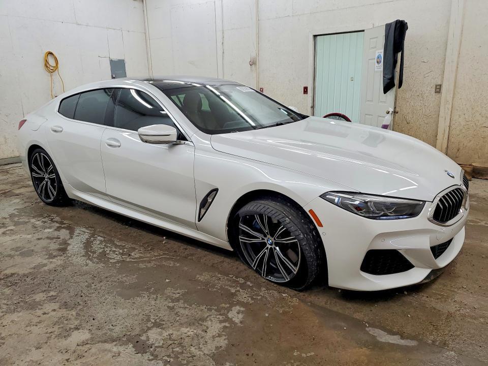 2022 BMW M850xi