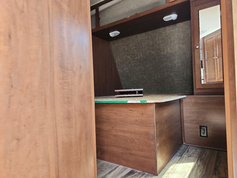 2015 Heartland Rv 2015 Heartland Prowler Camper