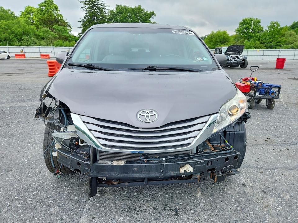 2017 Toyota Sienna