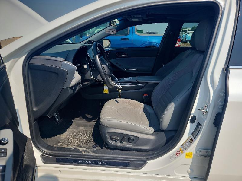 2019 Toyota Avalon Hybrid xse