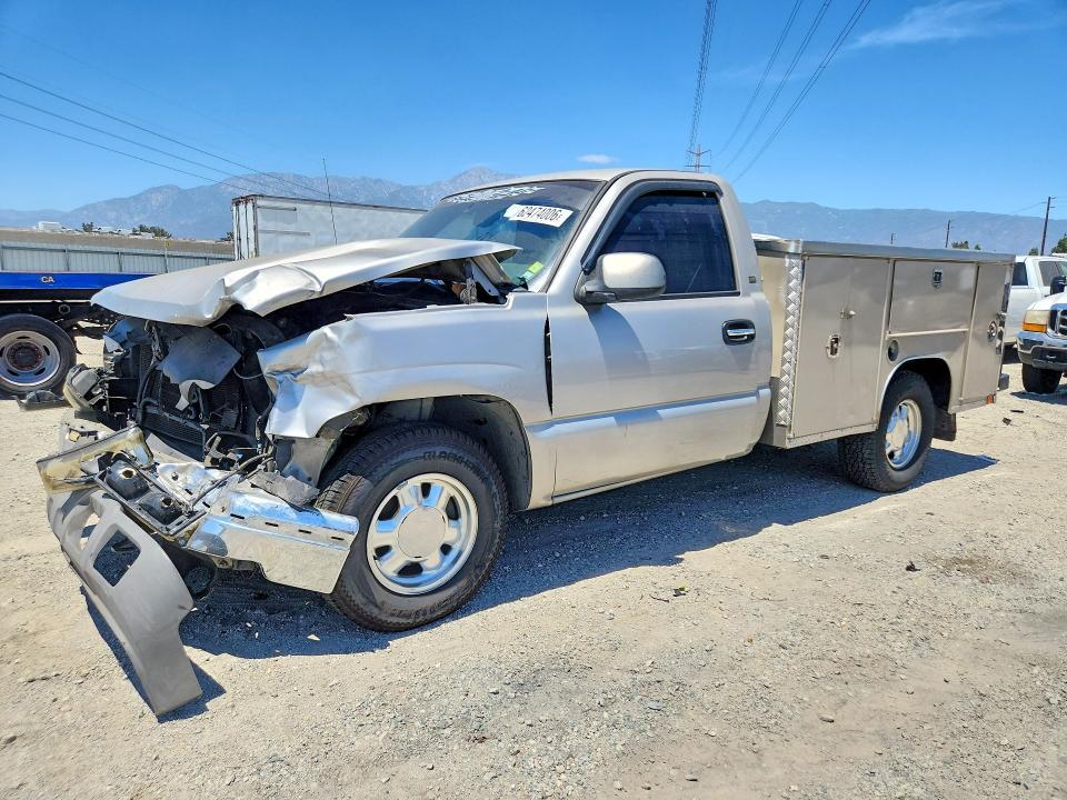 2004 Chevrolet Silverado C1500