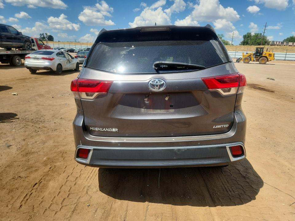 2017 Toyota Highlander Limited