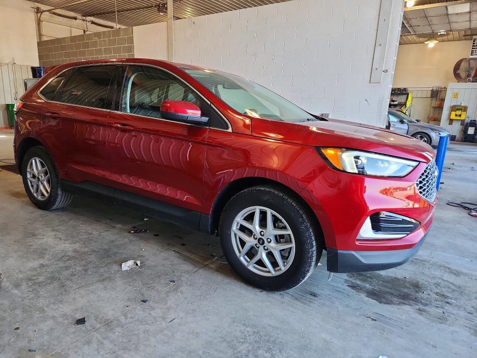 2024 Ford Edge sel