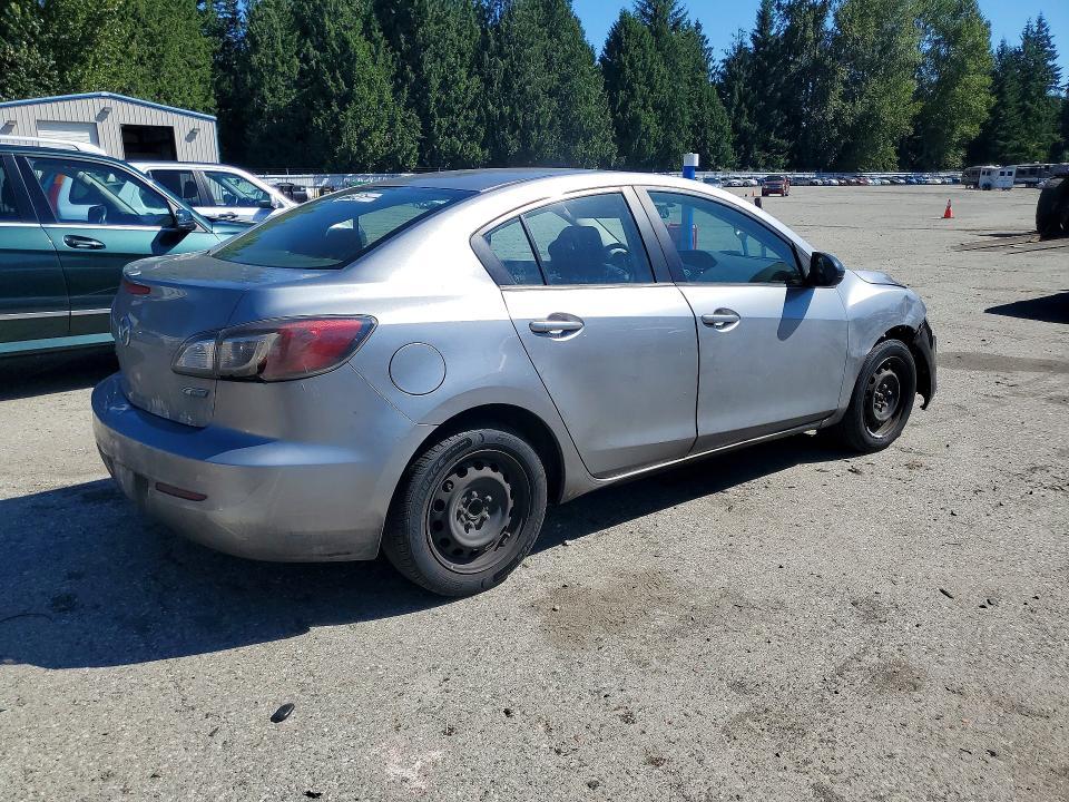 2013 Mazda 3 I