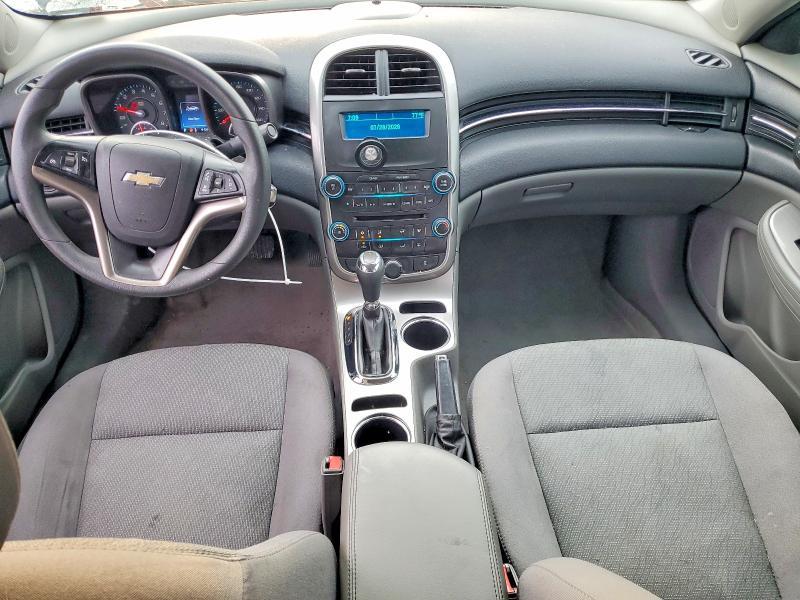 2015 Chev Malibu ls