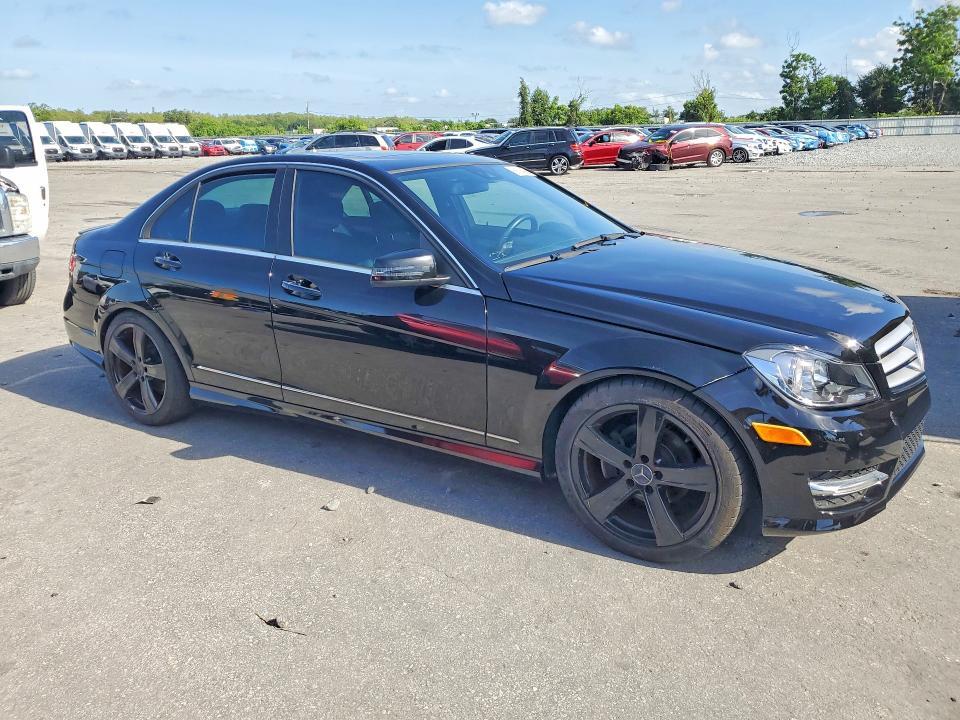 2013 Mercedes-Benz C 250
