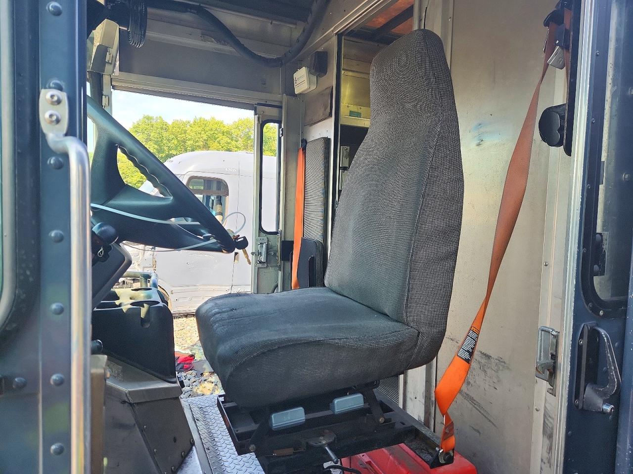 2021 Freightliner Chassis M Line WALK-IN Van