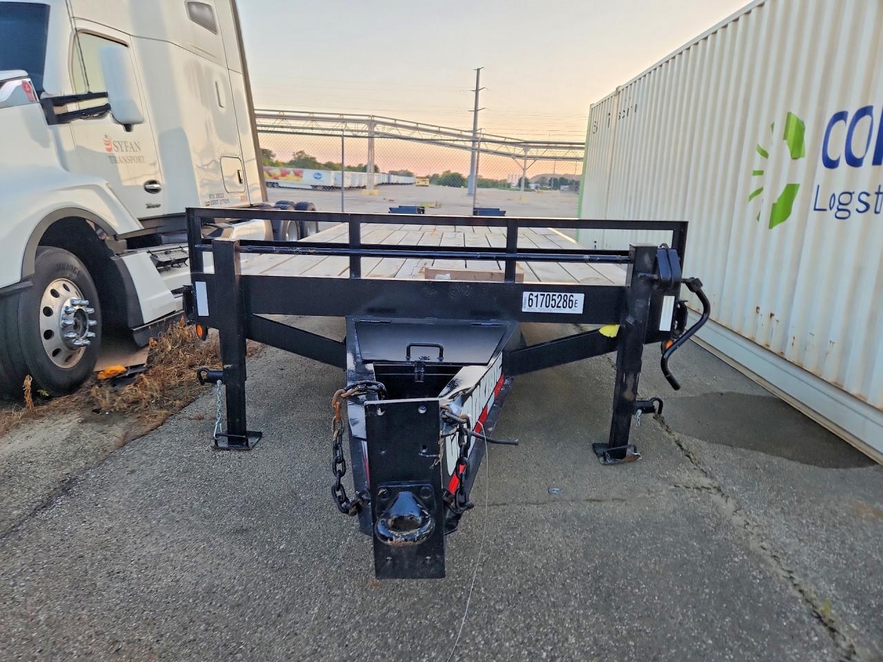 2010 Cronkhite Equipment Trailer