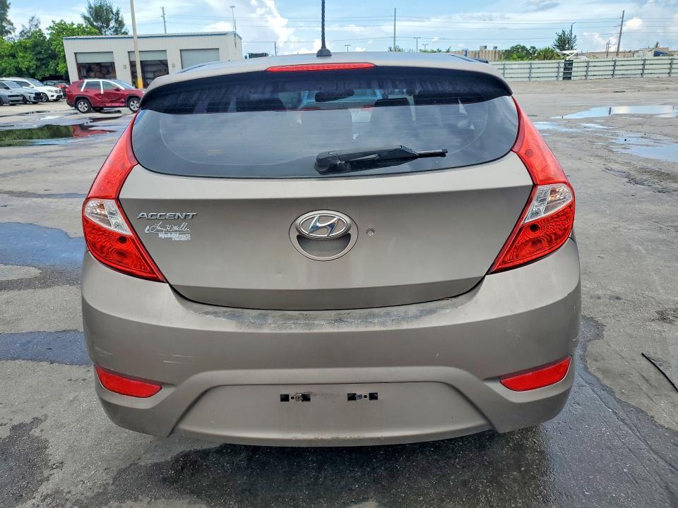 2013 Hyundai Accent se