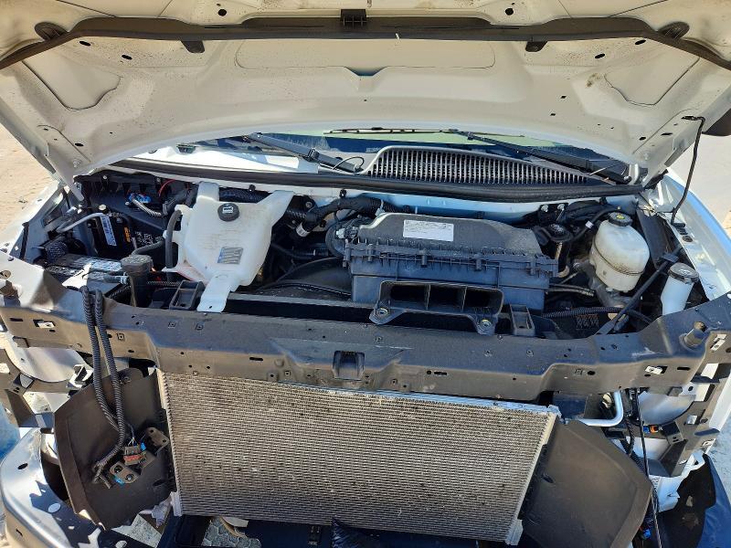 2025 Chevrolet Express G2500