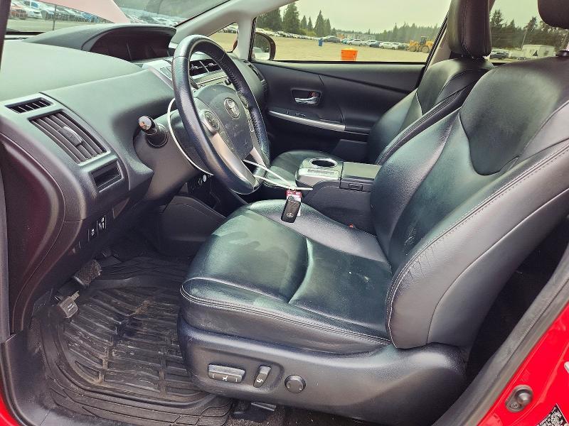2016 Toyota Prius v Five