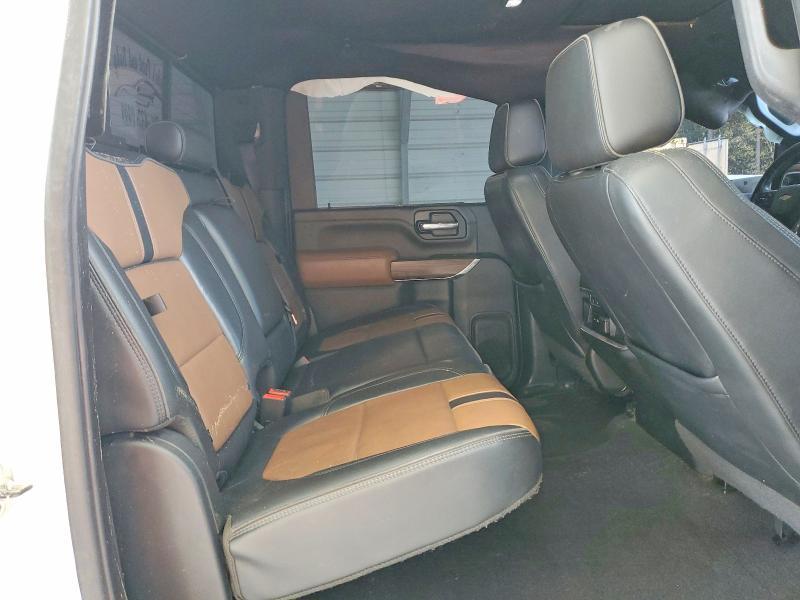 2020 Chevrolet Silverado K2500 High Country