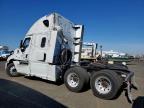 2016 Freightliner Cascadia 125 Semi Truck
