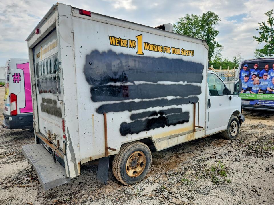 2006 GMC Savana Cutaway G3500