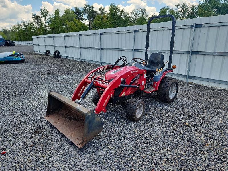 2016 Mahindra And Mahindra 2016 Mahindra Mfwd Tractor