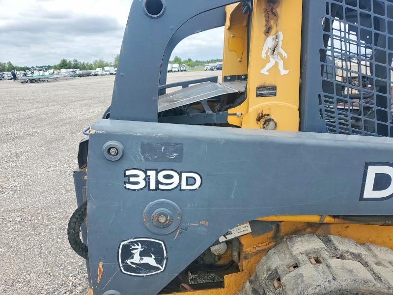 2012 John Deere 318-Skid Steer Loader