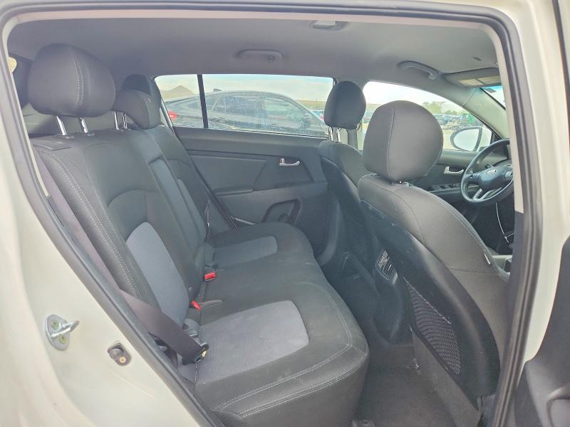 2015 KIA Sportage lx