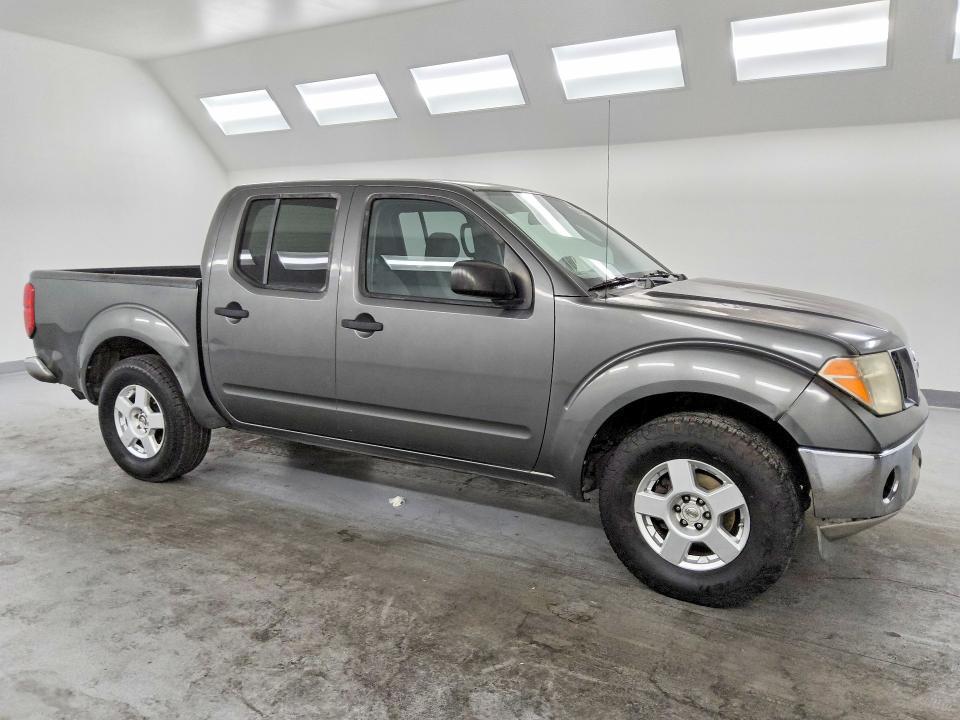 2006 Nissan Frontier Crew Cab LE/CREW Cab SE/CREW C