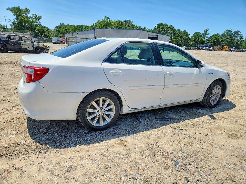 2013 Toyota Camry Hybrid xle