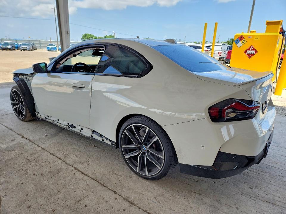 2024 BMW 230i