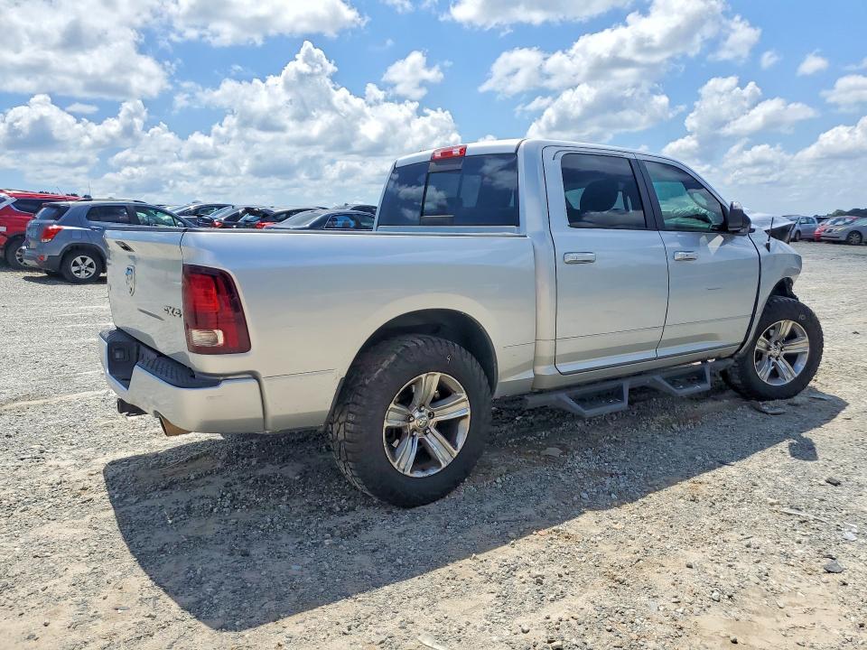 2017 Dodge RAM 1500 Sport