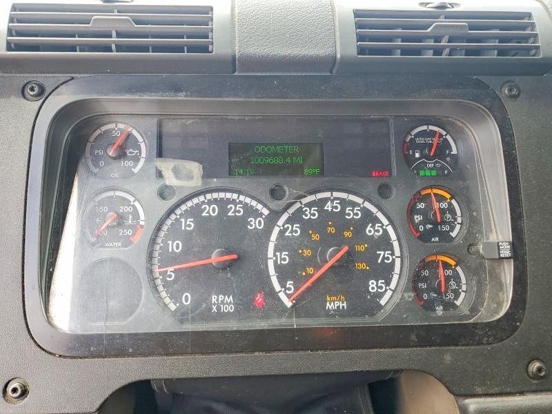 2017 Freightliner Cascadia 125 Semi Truck