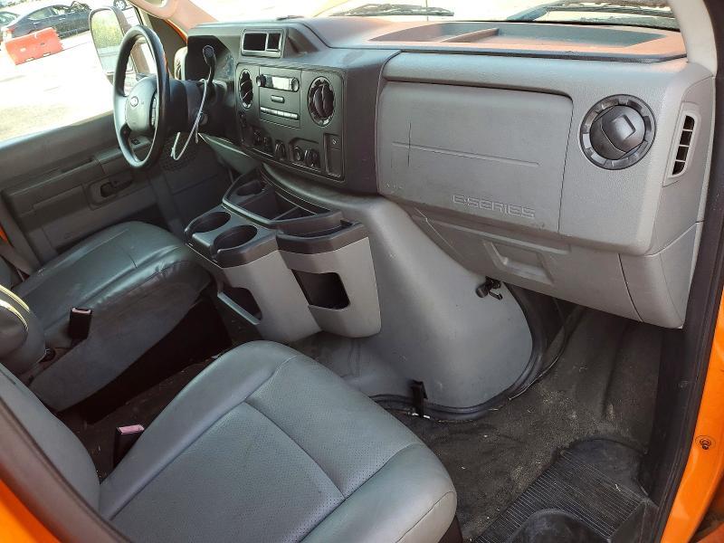 2014 Ford Econoline E250 van