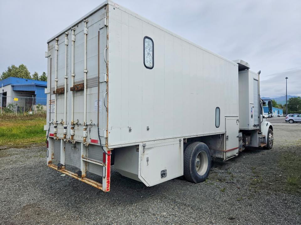 2010 Freightliner Business Class M2 BOX Truck
