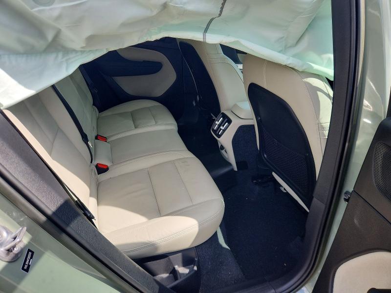 2023 Volvo Xc40 Ultimate