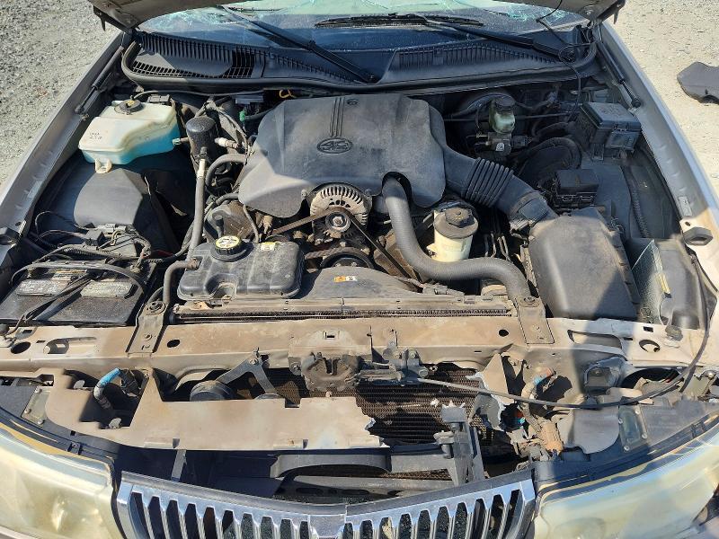2002 Lincoln Town car Signature