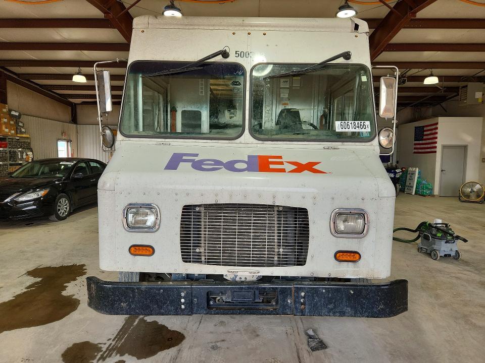 2022 Ford F59 Delivery Truck