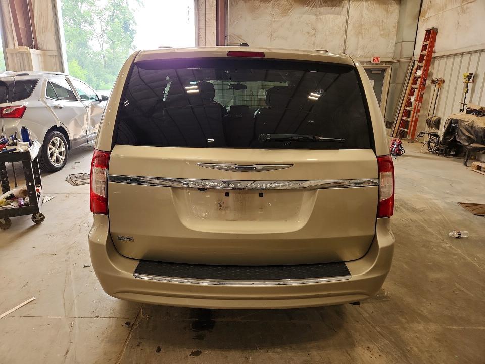 2015 Chrysler Town & Country Touring