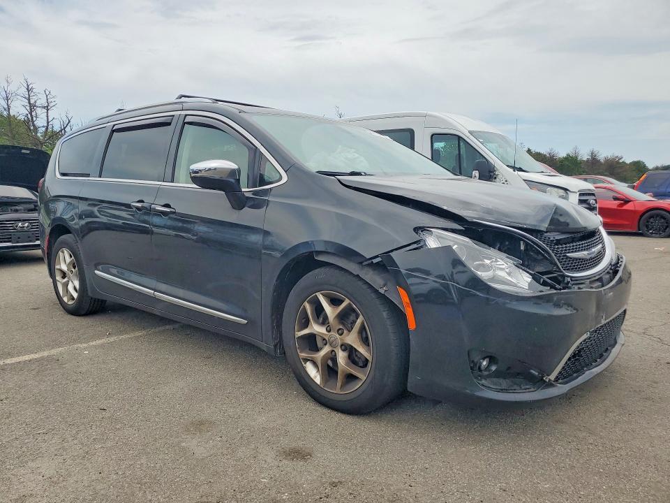 2020 Chrysler Pacifica Limited