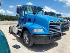 2015 Mack CXU612 Semi Truck