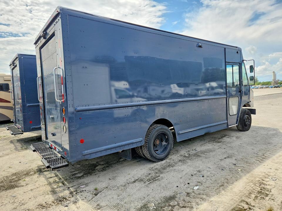 2020 Freightliner MT45 Chassis Delivery Truck
